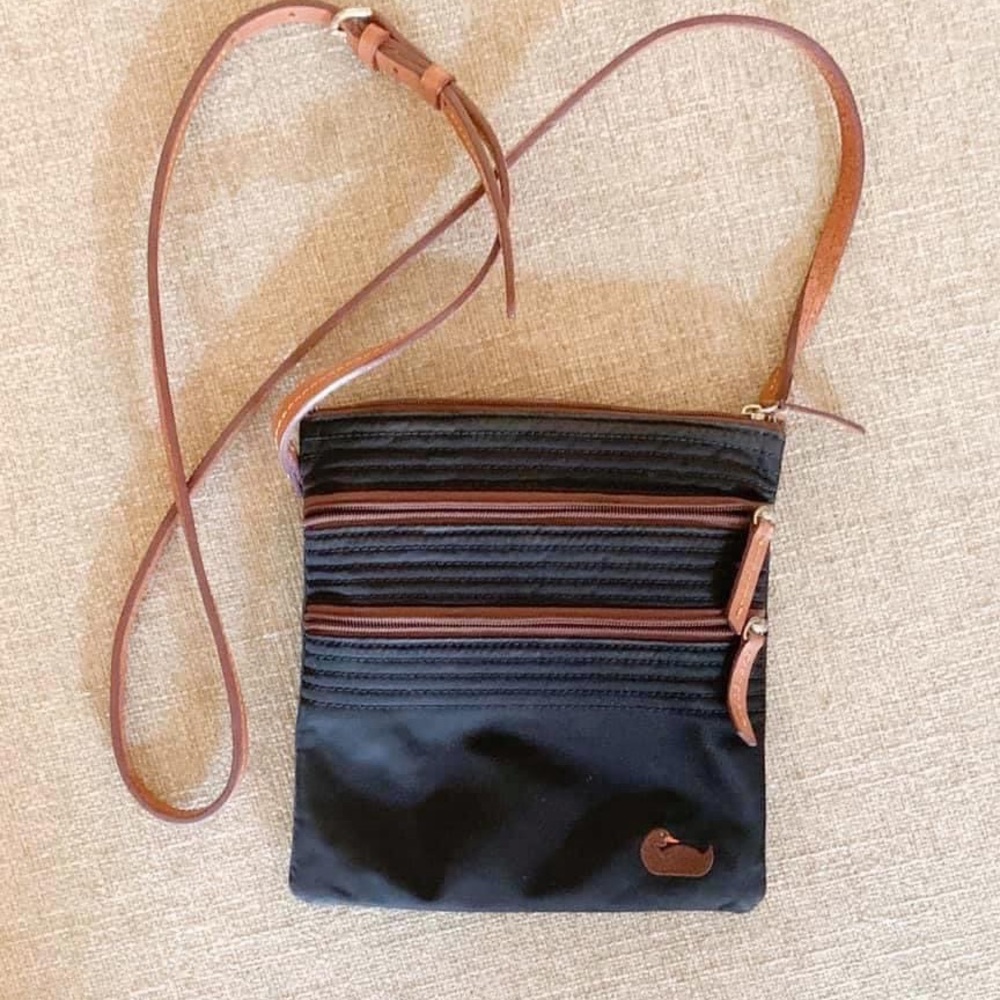 Crossbody purse
